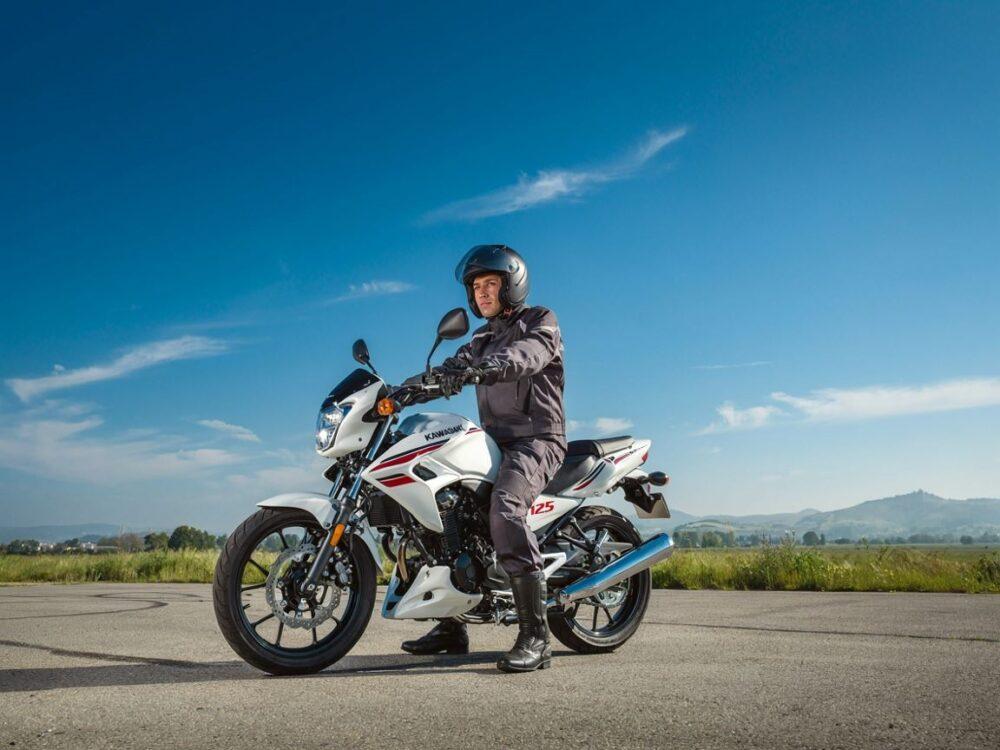 kask motocyklowy do motoru 125