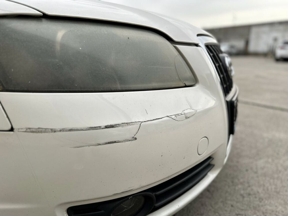 montaż zderzaka Audi A6 C6